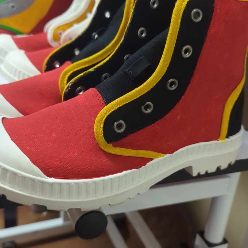 Customized Shoes - Picture 2 of 4